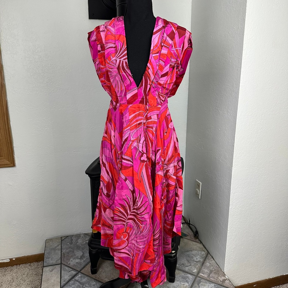Farm Rio Endless Summer Red V Neckline Midi Dress Pink Tropical Print XS NWT